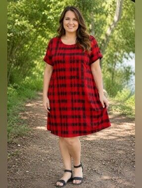 Gilli Whiskey Kiss Boutique Red Black Plaid Short Sleeve Dress NWT Size 1X